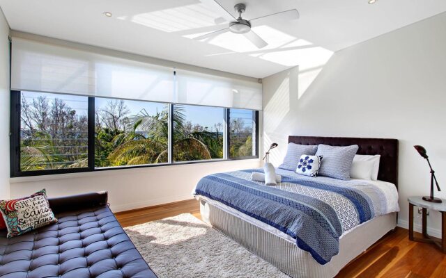 Ocean View @ Kiah Holiday Villa