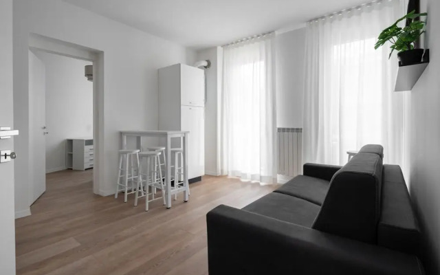 Carducci Modern Apartment 4 by Wonderful Italy