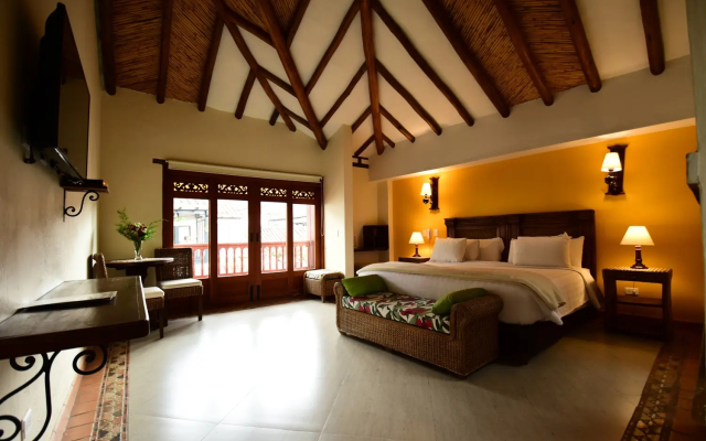Hotel Campanario de la Villa