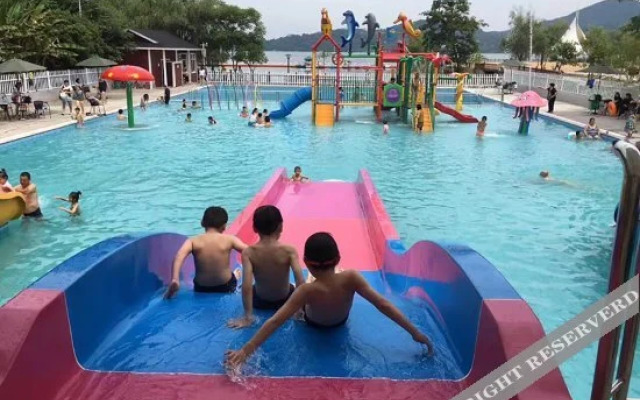 Qingjiang Tianlongwan Holiday Hotel