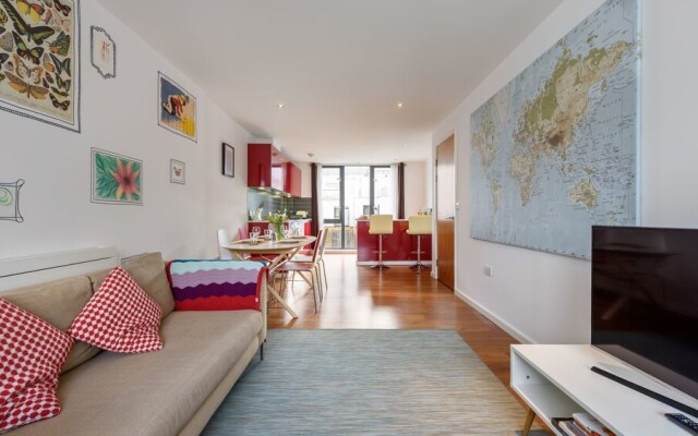 Stunning modern 2 double bedroom apartment