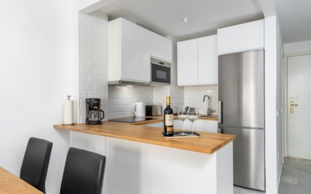 Apartment - 2 Bedrooms with Pool, WiFi and Sea views - 107889