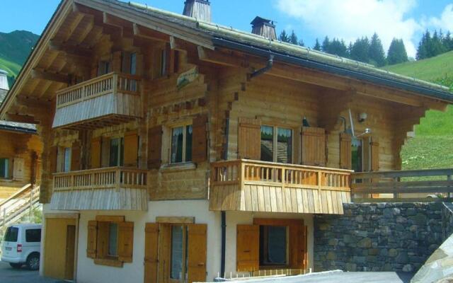 Chalet Le Grand-Bornand, 7 pièces, 13 personnes - FR-1-467-31