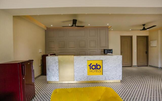 FabExpress Aroma Corporate Suites