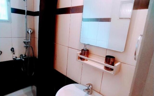 Elegant Central Studio Free wifi and netflix