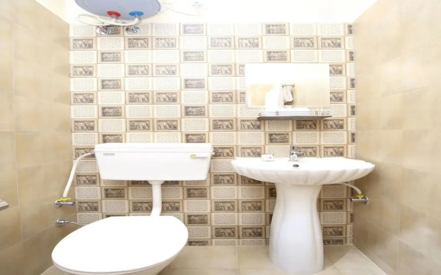 Aanantham by OYO Rooms