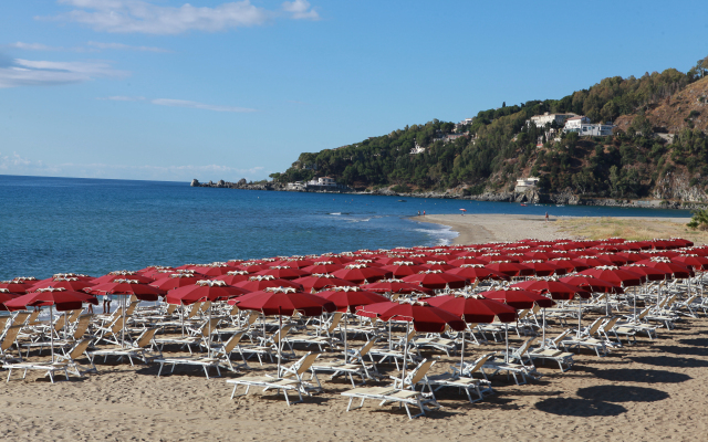 Курортный отель Club Esse Sunbeach