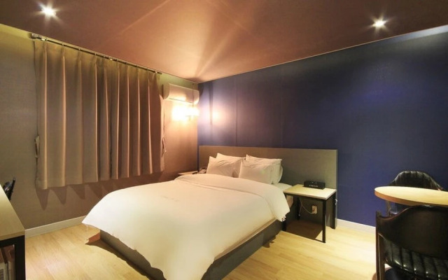 Hotel Ribero in Chungjang-ro Gwangju