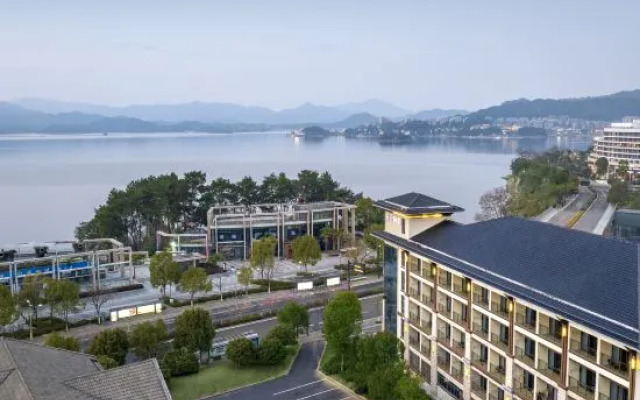 Kaiyuan Life Hotel at Central Lake of Qiandao Lake
