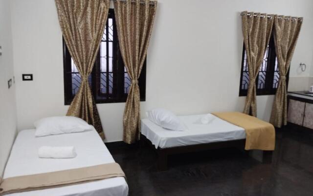 Aarudhara Holiday Home 2