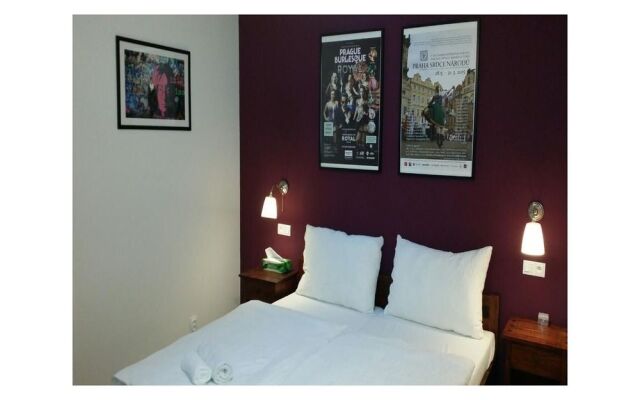 Central Station Studios II - Vacation Rentals