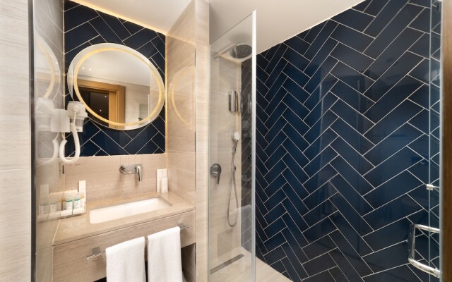 Bentley Hotel Old City