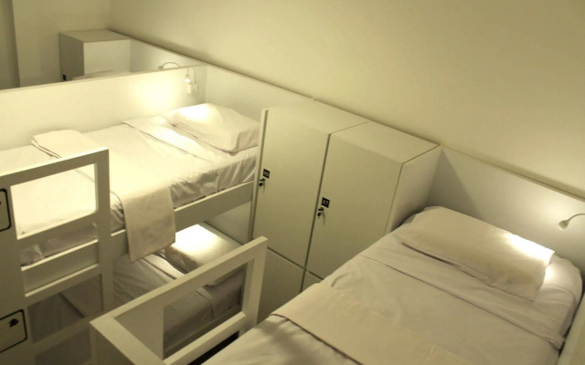 Hostel Grape Wine