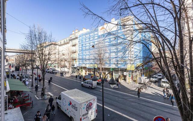 Jean Medecin Av - Large 2 Bdrs Central AC