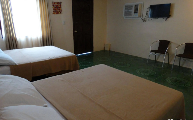 Whites and Greens Beach Resort