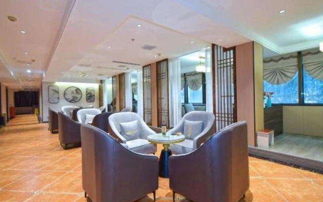 Lidu Business Hotel