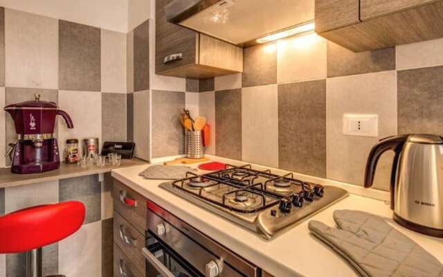 Retro2 Vaticano-max 4 pax