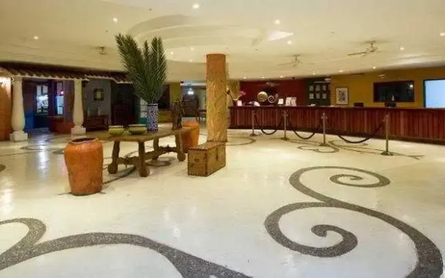Costa Caribe Beach Hotel & Resort