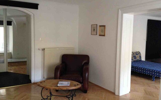 Hans-Sachs-Gasse 10