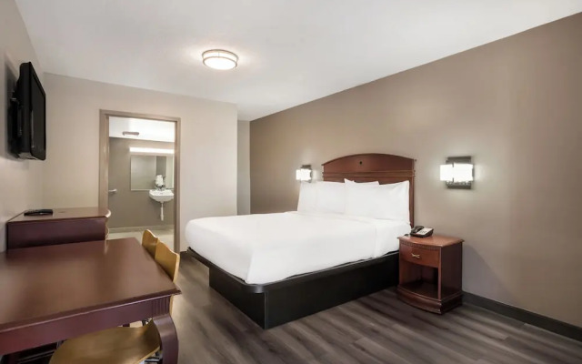 Red Carpet Inn Edison