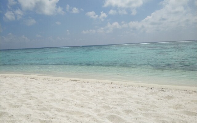 Mandhoo Retreat