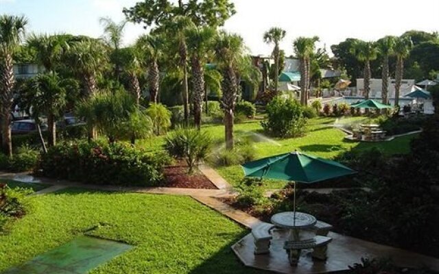 Holiday Park Hotels & Suites