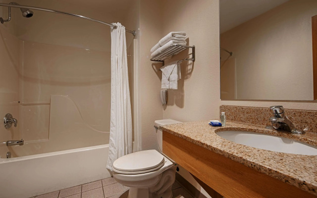 Best Western Lakewinds