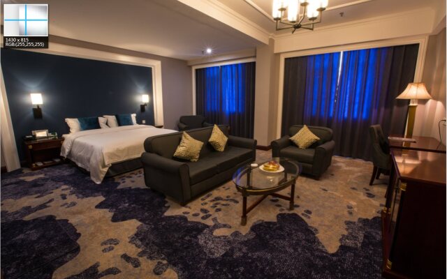 Jiyuan Garden Holiday Inn Hotel
