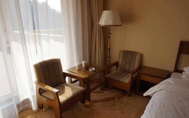 Dalian Zhongxia Garden Hotel