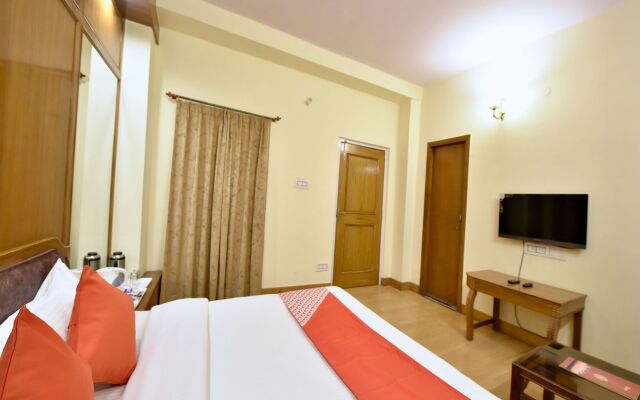 Hotel Himland East By OYO Rooms