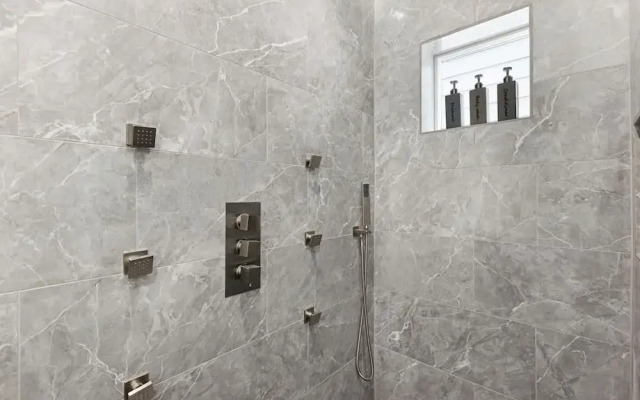 Newly Built Modern 3 Bedroom Houston Home