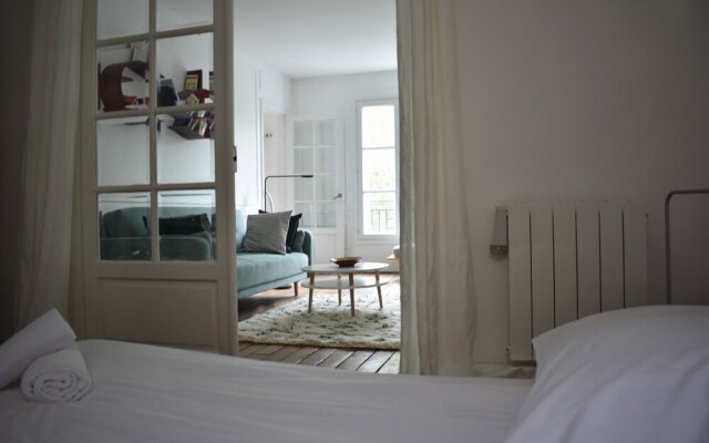 Flat on Quai de Valmy