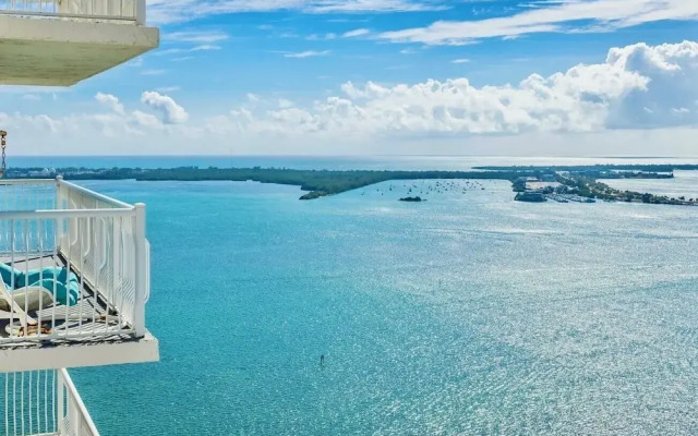 Miami Brickell unit Balcony Pool 1 pkg