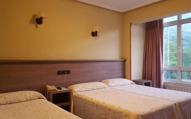 Hotel Naranjo De Bulnes