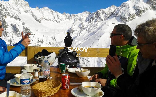 Les Balcons du Savoy