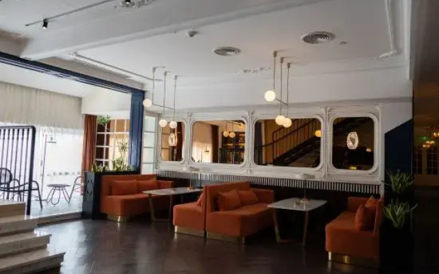 Emperor Boutique Hotel (Shangqiu Shenhuo Avenue)