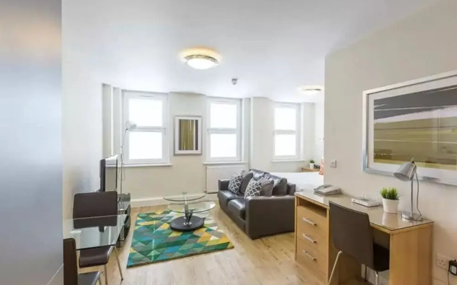 Central House by House of Fisher