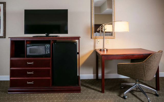 Hampton Inn & Suites Toledo-Perrysburg