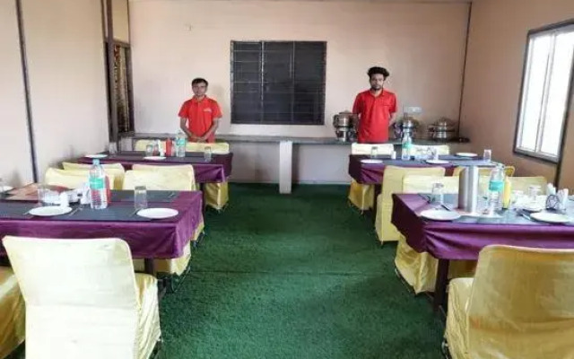 Hotel Jinendra Inn