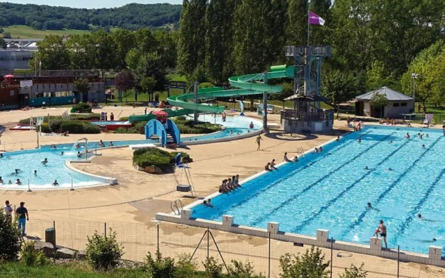 Le Majestic - terrasse, jacuzzi et parking privé
