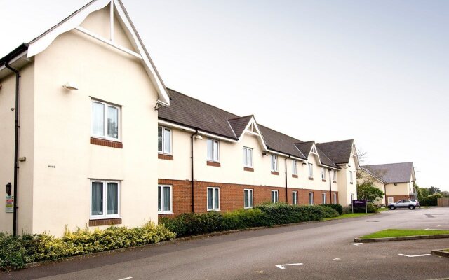 Premier Inn Taunton Ruishton