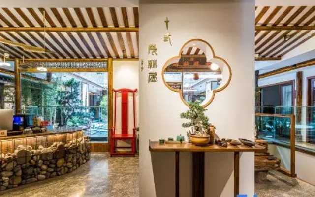 Leshan Thirteen · Maolinju Homestay