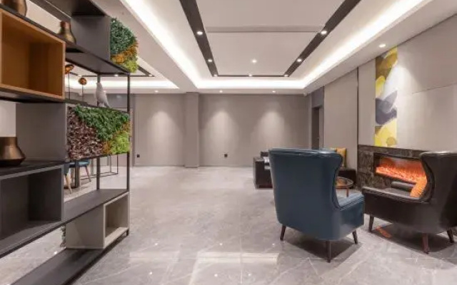 Homeinn Selected Hotel (Lianyungang Suning Plaza)