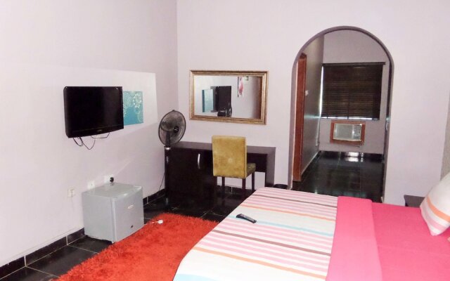 Topaz Lodge Lekki