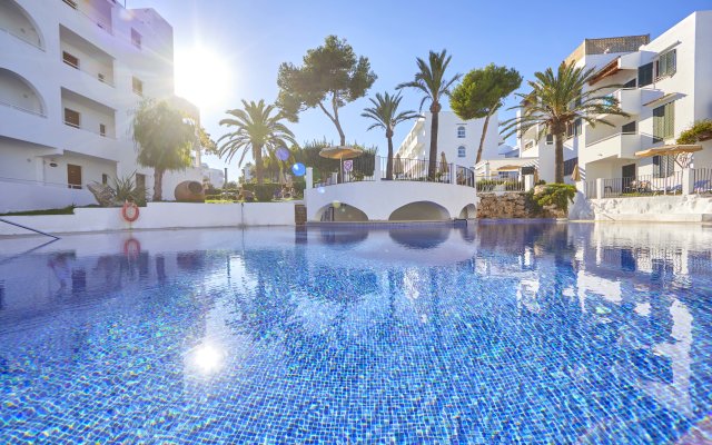 Gavimar Cala Gran Hotel and Apartments