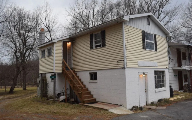Mountaineer Motel