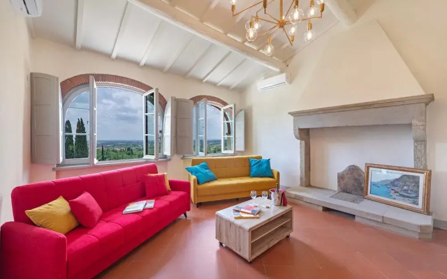 Amazing Panoramic Villa La Poggiola