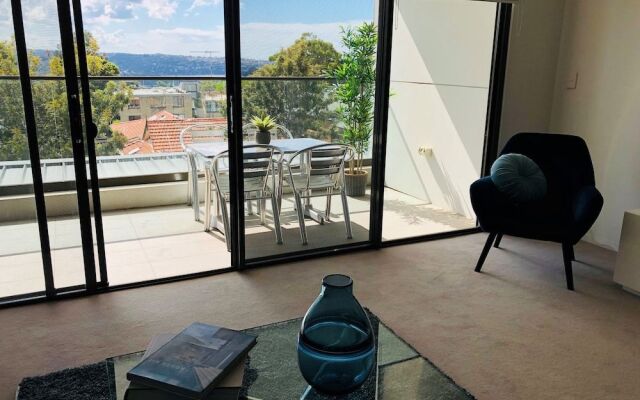 Wyndel Apartments - The Mint