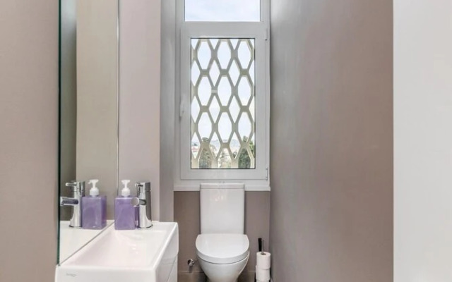 270 Panoramic View Premium Apartment