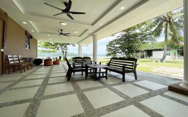 Ambong Bay Resthouse by Oyo Rooms